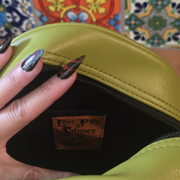 Green Monster Face Crossbody Bag - Picture 3 of 3